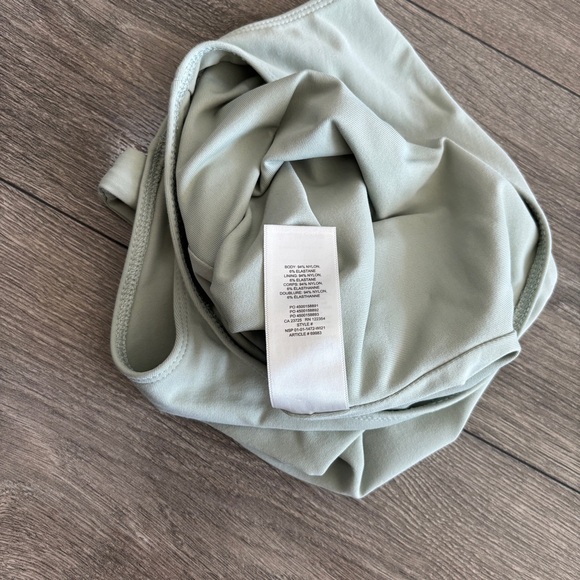 Aritzia Babaton Contour Bodysuit - Picture 9 of 9